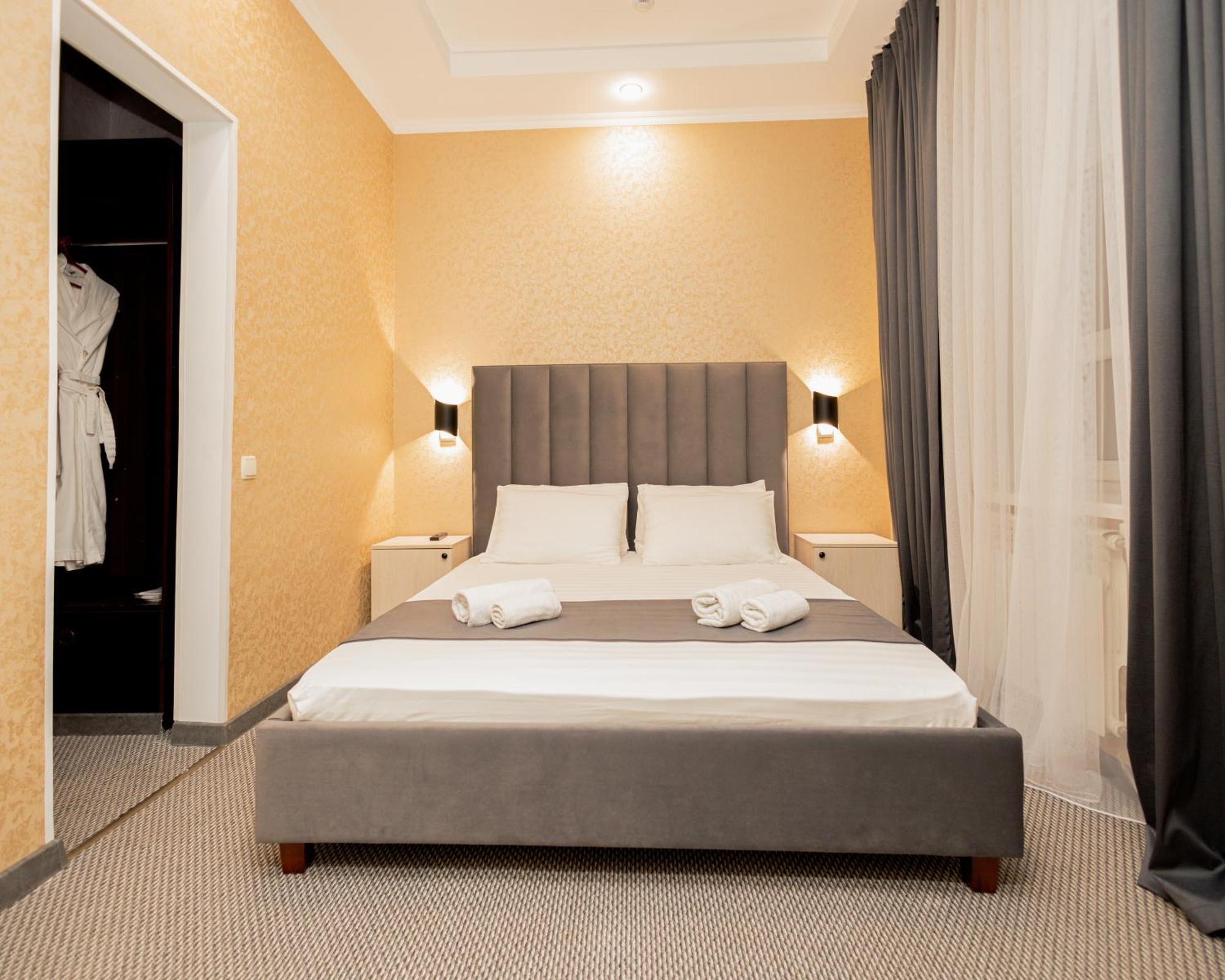 "Rush Hotel" Astana Zewnętrze zdjęcie